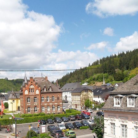Ganzes Haus, Zentrale Lage Adenau Nuerburgring Apartman Kültér fotó